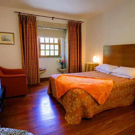 Sleeps 10 Wifi