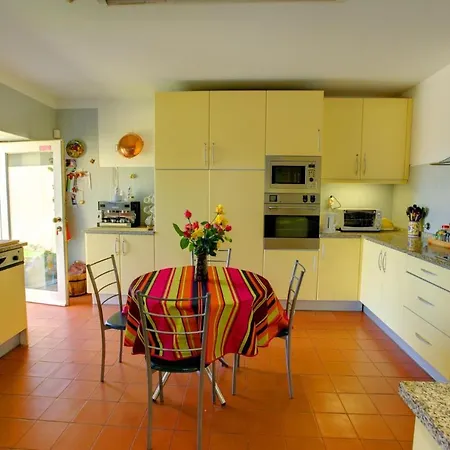 Sleeps 10 Wifi Lacos