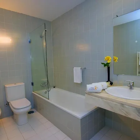 Sleeps 10 Wifi * Lacos